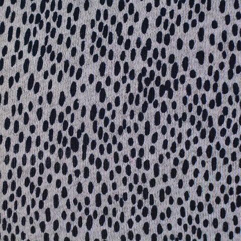 Animal Print 100% Polyester Chunky Knit Fabric, 153 cm — Grey