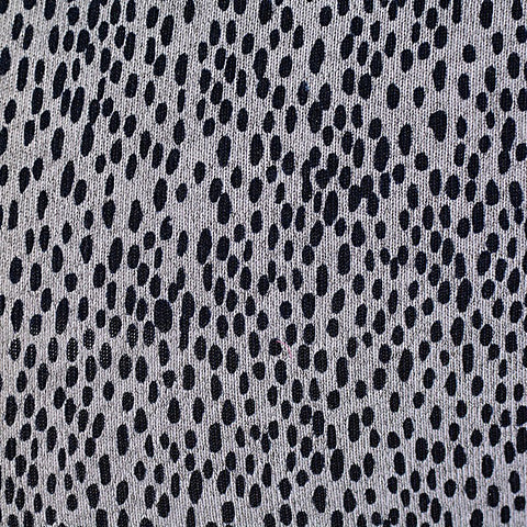 Animal Print 100% Polyester Chunky Knit Fabric, 153 cm — Grey