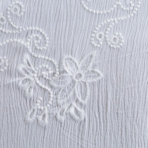 100% Viscose Crepe Fabric, 130 gsm, 130 cm — White