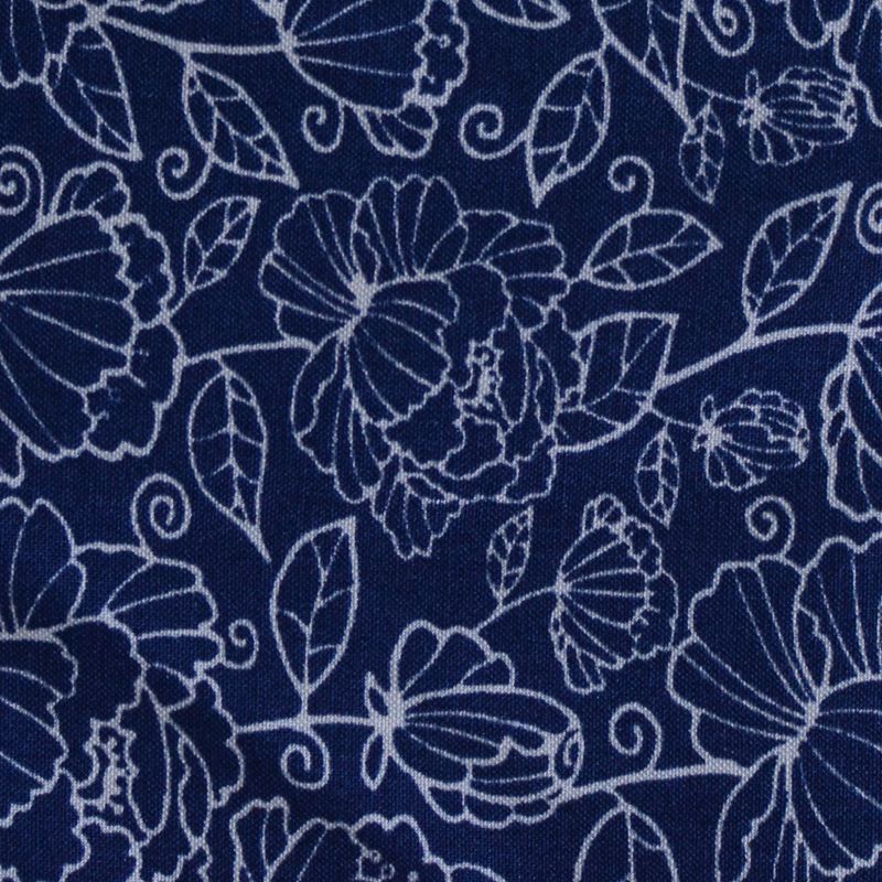 White Floral Woven, Viscose, 120 gsm