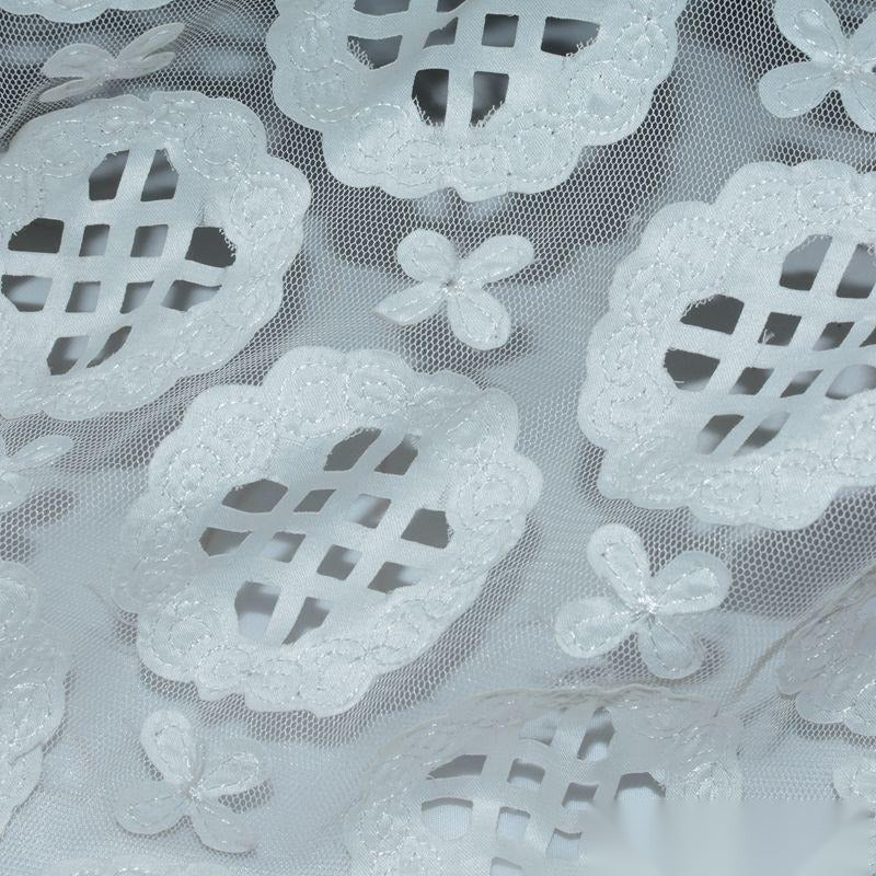 White Bold-Floral Satin, Polyester