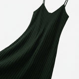Polyester Viscose Stretch Rib Knit Fabric, 320 gsm, 180 cm — Green — mockup: dress bodycon